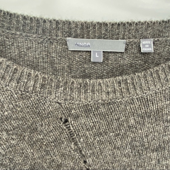 Vince Sz Large Charcoal Grey Cashmere Button Back Sweater - Picture 4 of 8